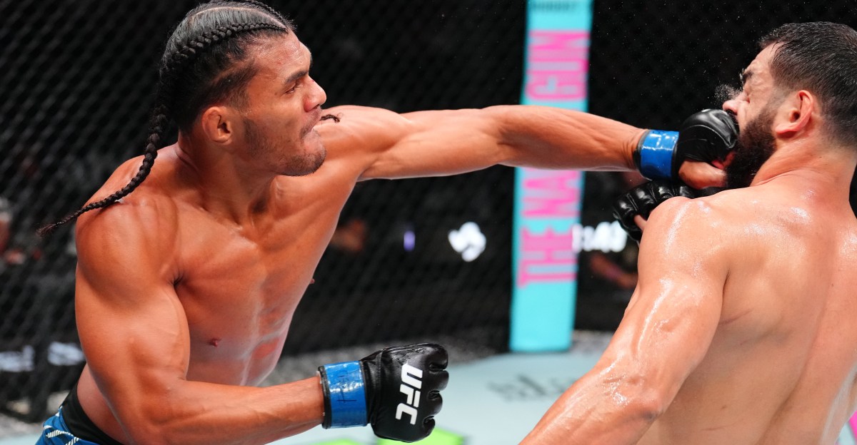 Billy Elekana, Kevin Christian acuerda la pelea de UFC Apex en noviembre