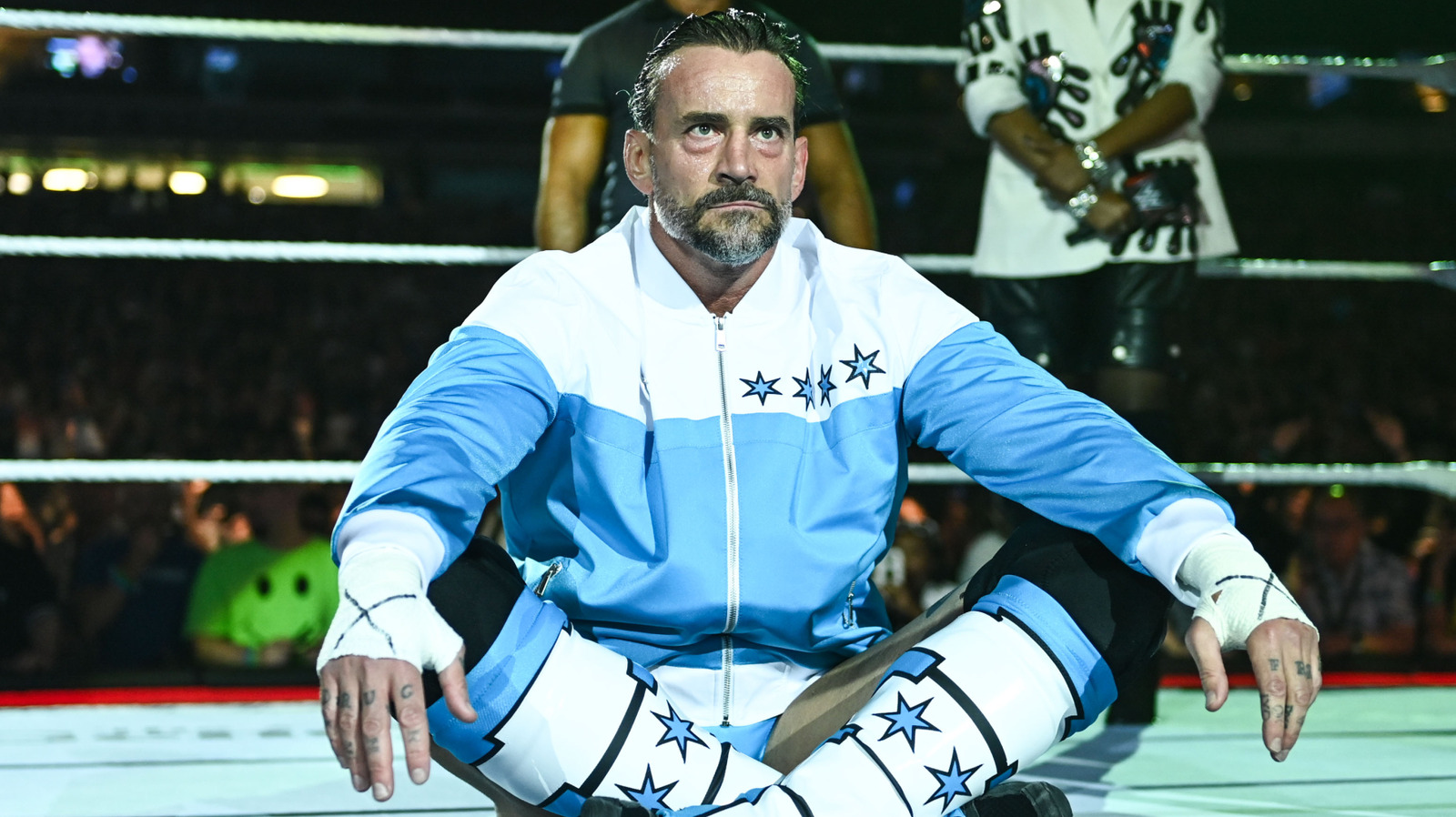 CM Punk Trolls Roman Reigns después de WWE Raw