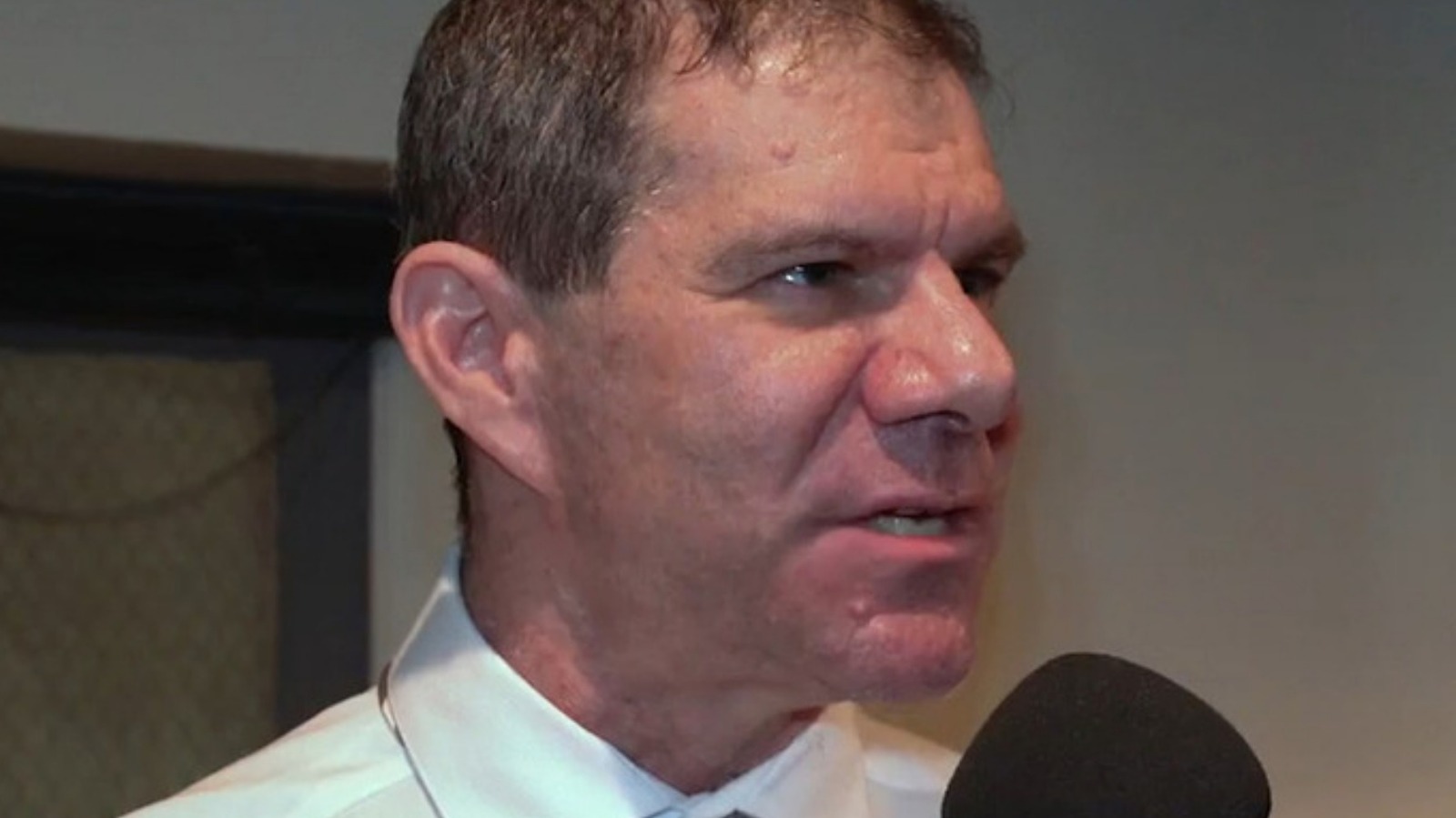 Dave Meltzer cree que WWE podría agregar este partido para enfrentar en la tarjeta de París