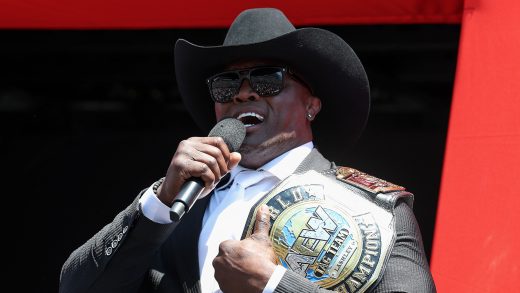 El papel de servicio militar de Bobby Lashley se ajusta absolutamente a su personalidad