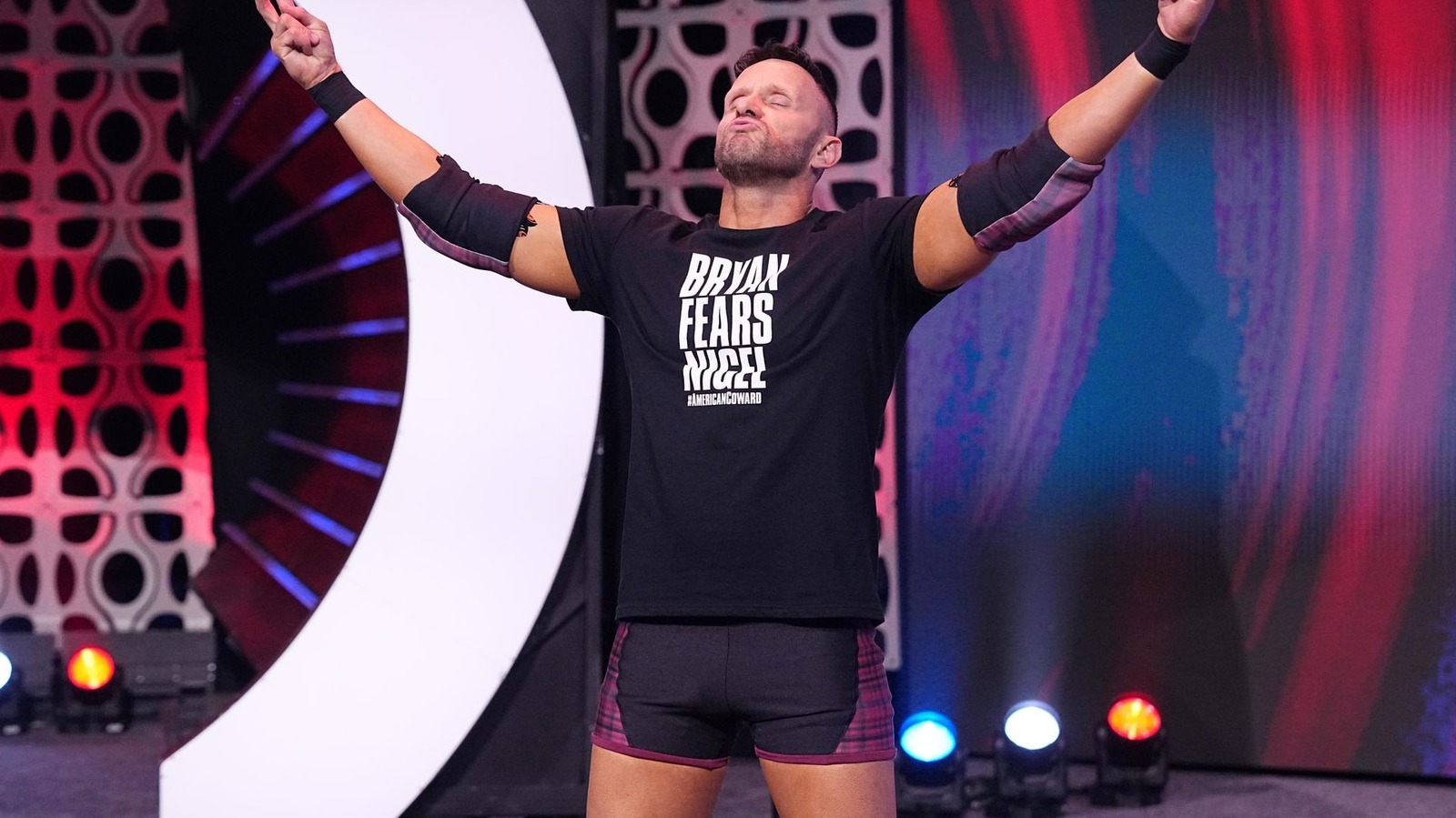 El regreso en el ring de Nigel McGuinness con estacas de puertas prohibidas anunciadas en una colisión AEW