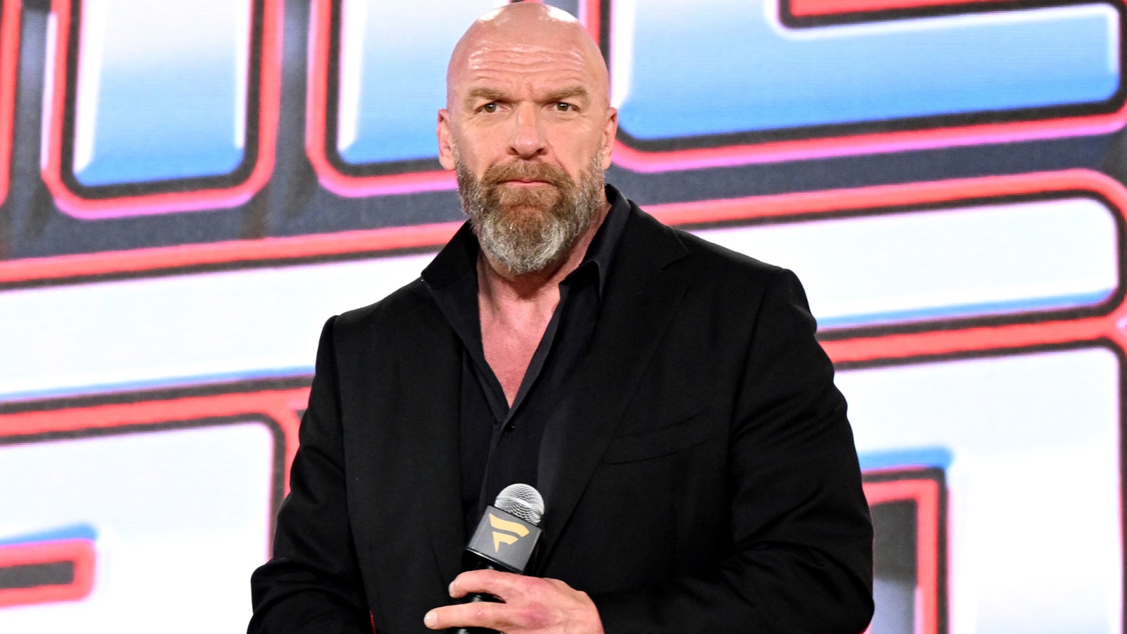 El título de los singles de la WWE cambia manos en el episodio previamente grabado de Smackdown de Lyon