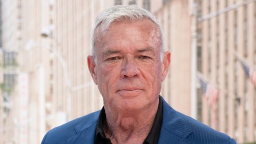 Eric Bischoff dice que tenía una "relación complicada" con este WWE Hofer en WCW