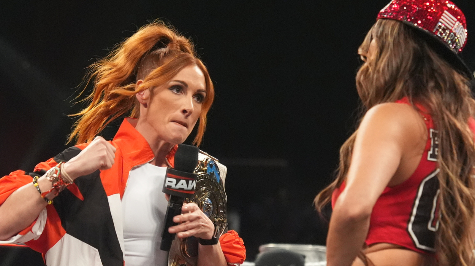 Eric Bischoff está en desacuerdo con esta línea de la promoción WWE Raw de Becky Lynch