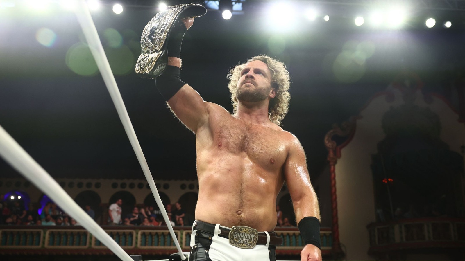 Hangman Adam Page gana la segunda defensa del título mundial AEW vs. MJF en la puerta prohibida 2025
