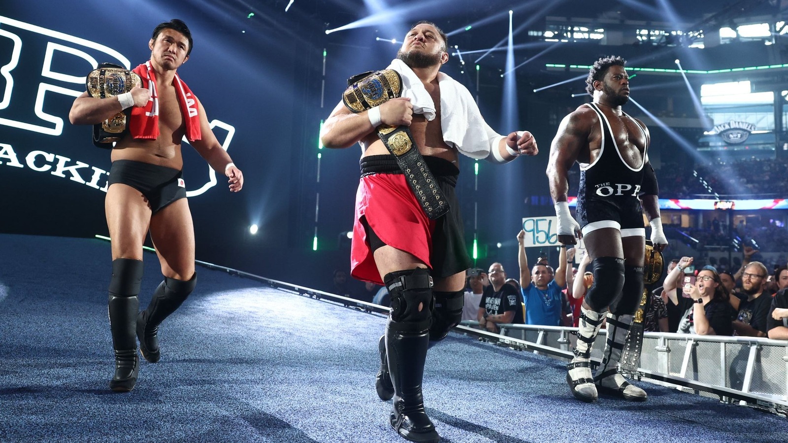 Hurt Syndicate ayuda a los Opps a retener los títulos de AEW World Trios