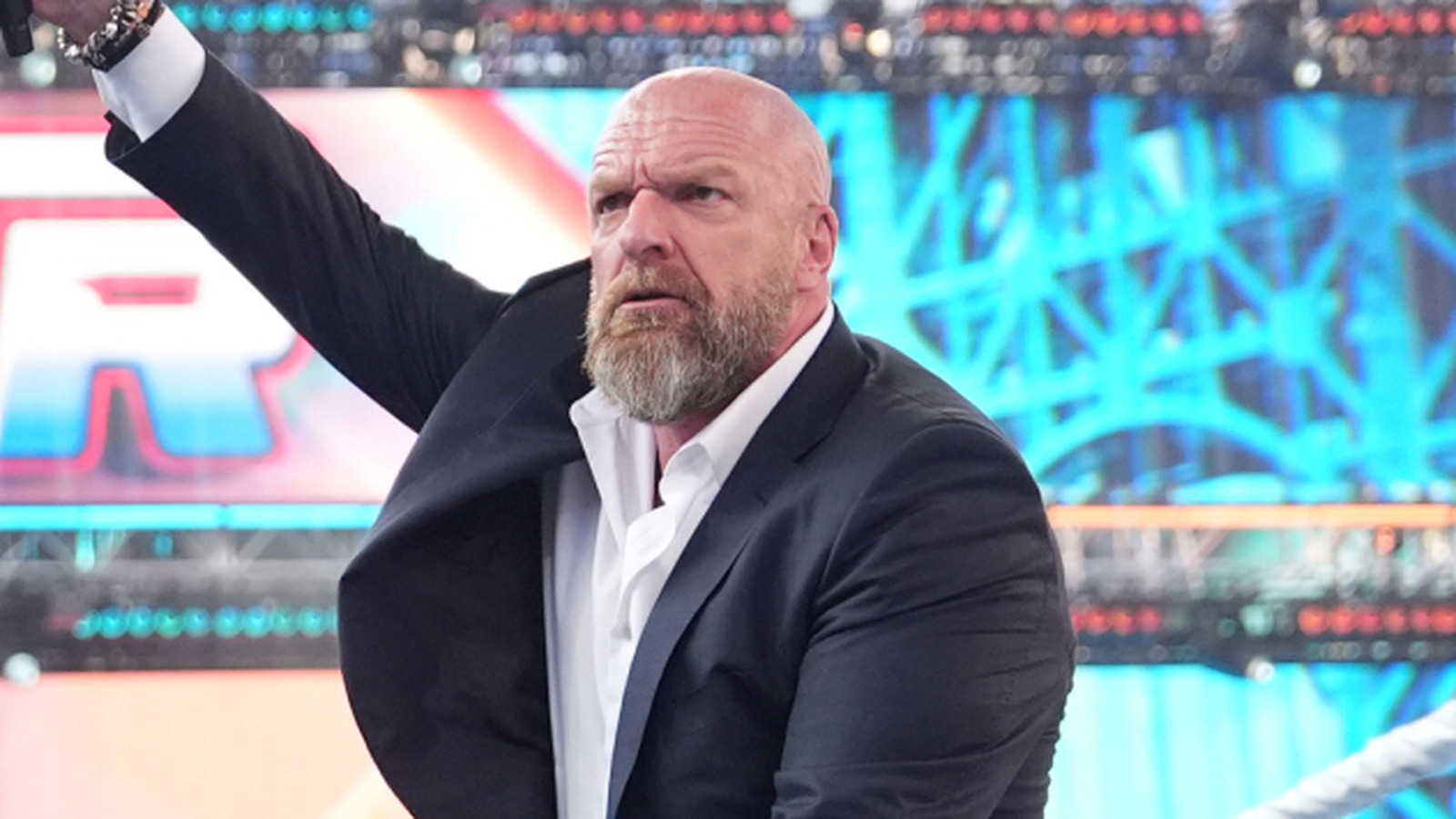 Informe detrás del escenario sobre WWE Stars Backstage en WWE RAW