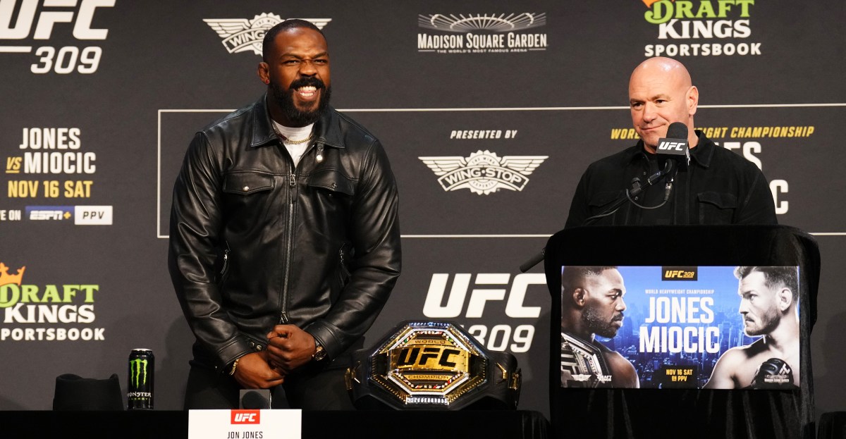 Jon Jones reacciona a Dana White diciendo que es un tiro largo de 'miles de millones a uno' para pelear en la tarjeta de la Casa Blanca de UFC
