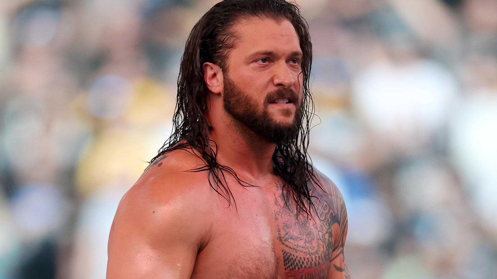 Karrion Kross anunció para el show de House of Glory mientras WWE pone su mercancía en la autorización