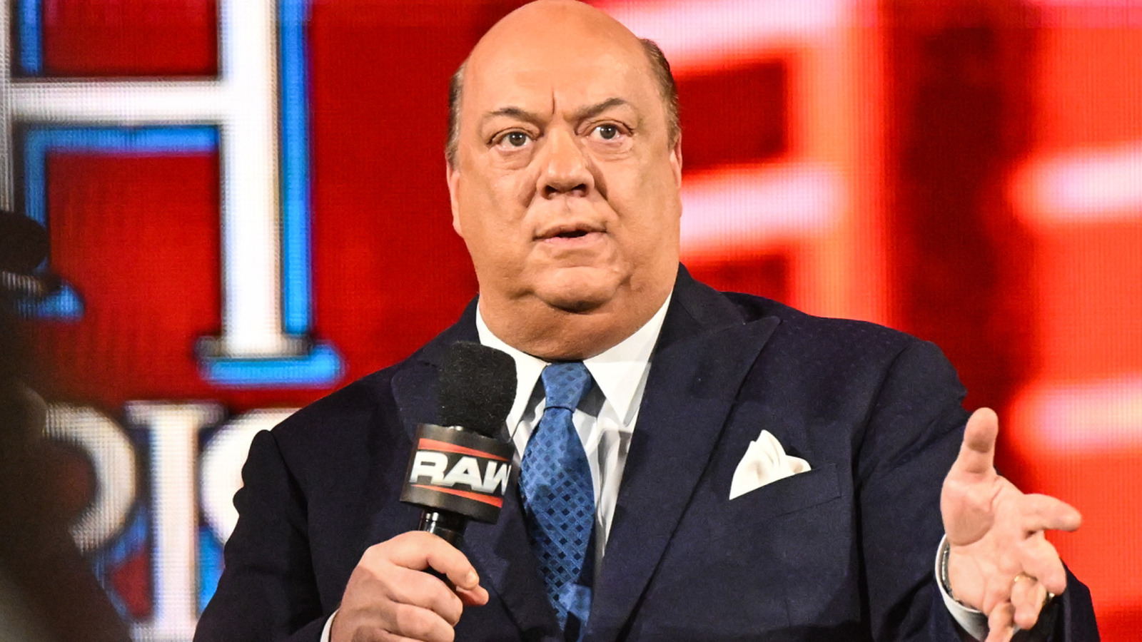 Karrion Kross comenta sobre una relación anteriormente privada con WWE Hofer Paul Heyman