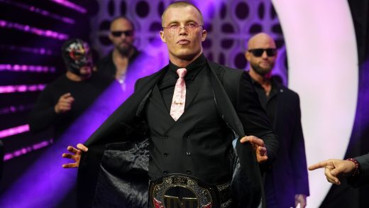 Kyle Fletcher derrota a Tomohiro Ishii en una colisión AEW, gana la primera defensa del título de TNT