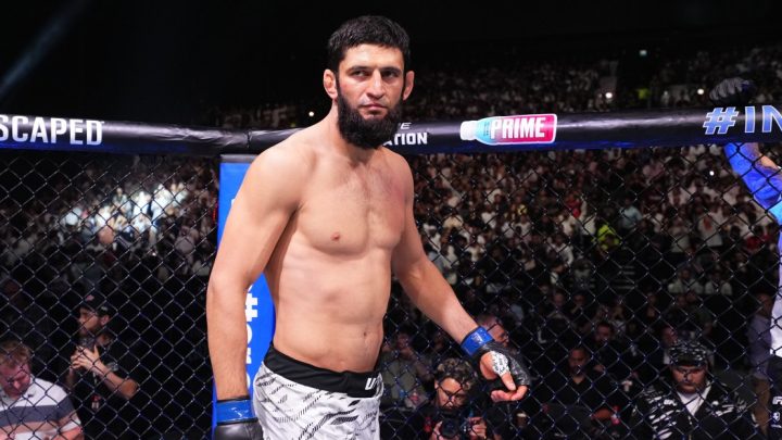 Mira UFC 319 Timeline: Du Plessis vs. Chimaev