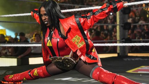 Naomi se enrolla Rhea Ripley, mantiene el título mundial de las mujeres en la WWE Summerslam Night 2 abridor
