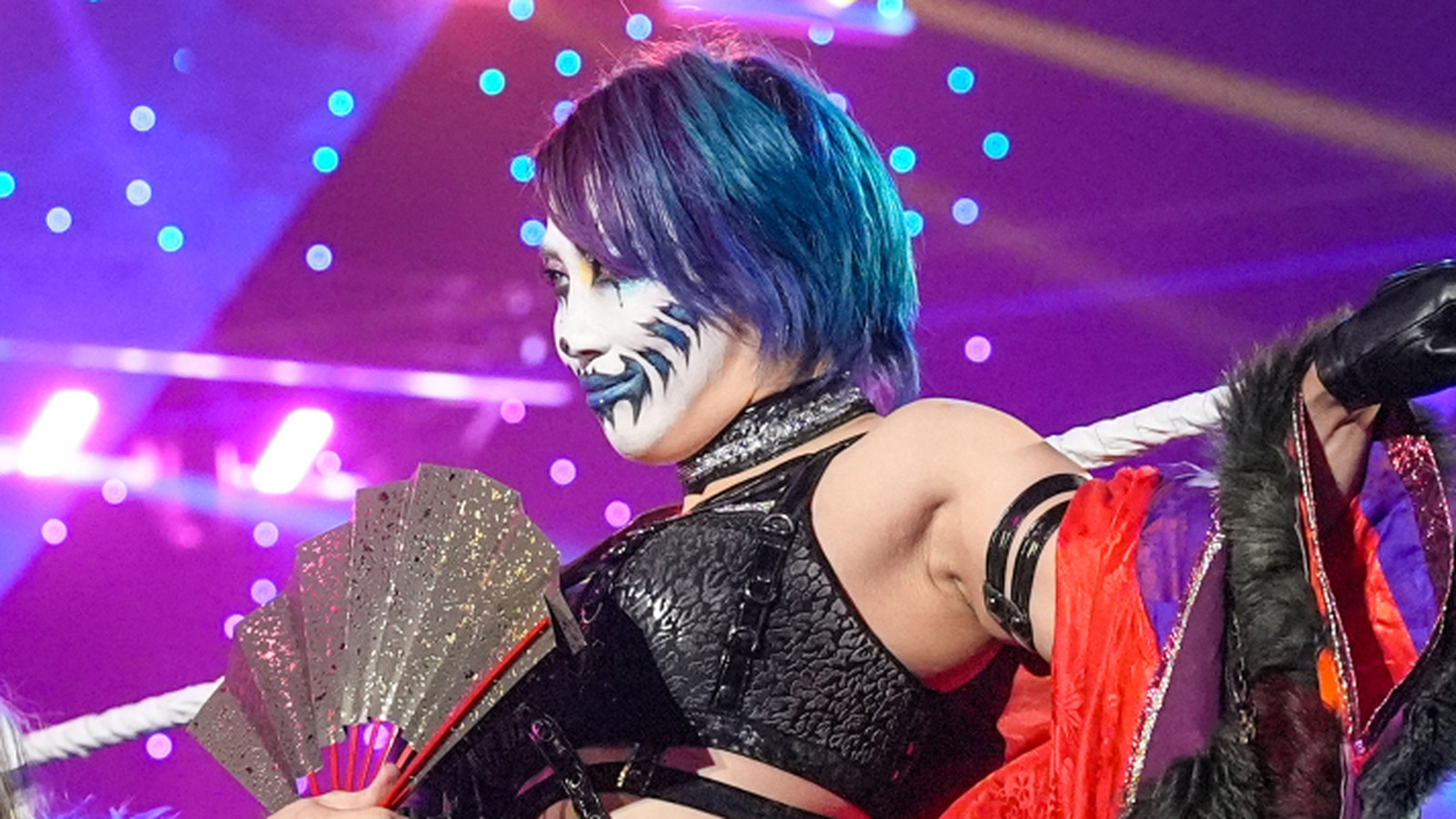 Noticias entre bastidores sobre cómo la ausencia de Naomi impactó los planes crudos de la WWE, el inminente giro del talón de Asuka