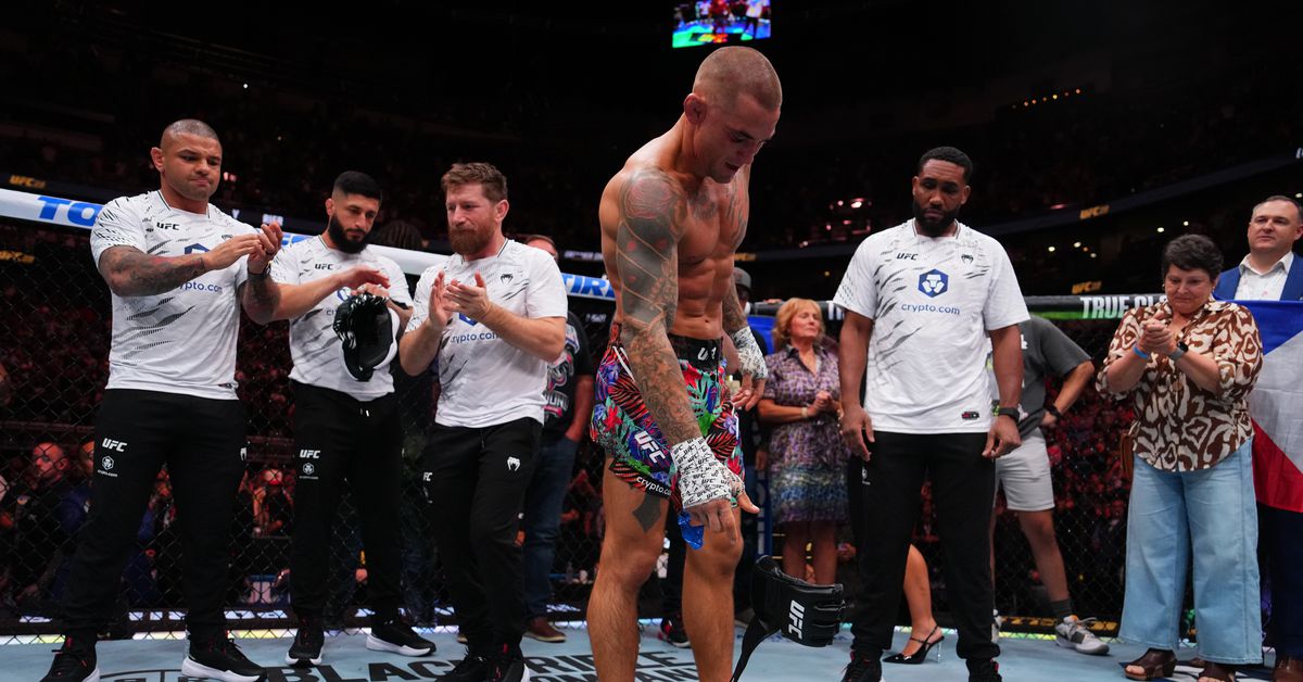 Pensas de la esposa de Dustin Poirier Pres de agradecimiento después de la lucha de jubilación UFC 318