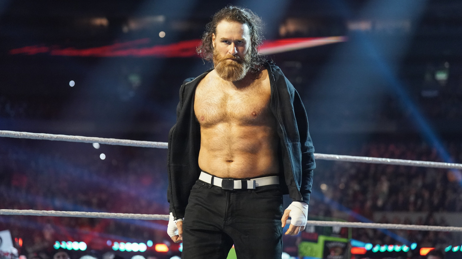 Resultados de WWE RAW 8/11 - Escuchamos de CM Punk, Sami Zayn choca con Rusev & More