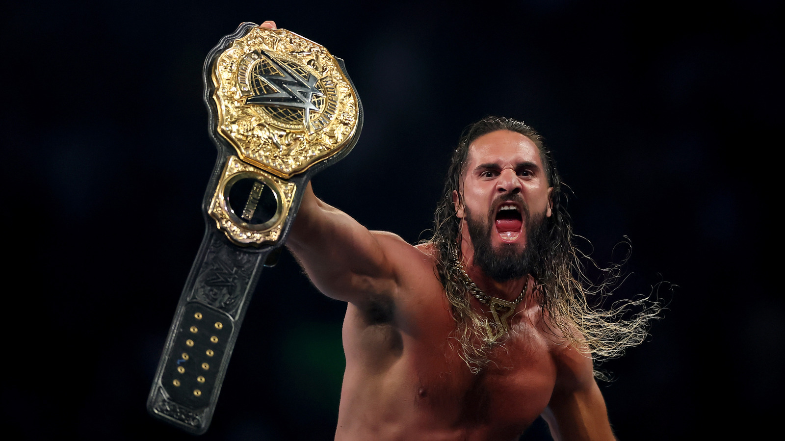 Seth Rollins retiene WHC en WWE Choque en París con impactante interferencia externa
