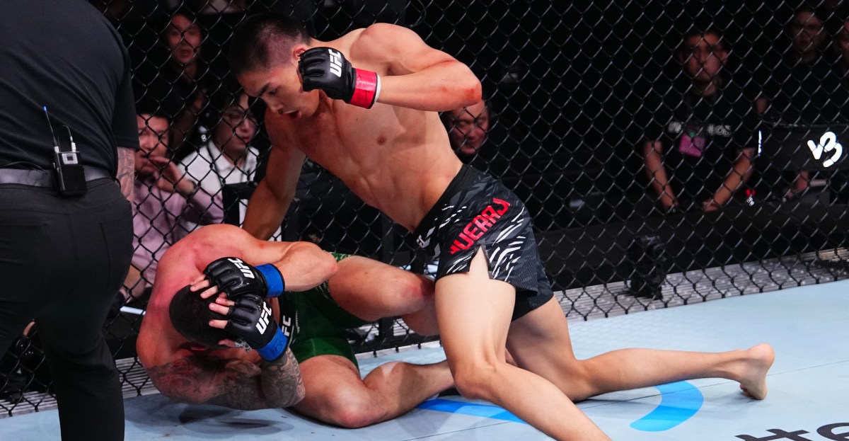 UFC Shanghai Video: Taiyilake Nueraji explota Kiefer Crosbie con rodilla ilegal, termina la pelea momentos después