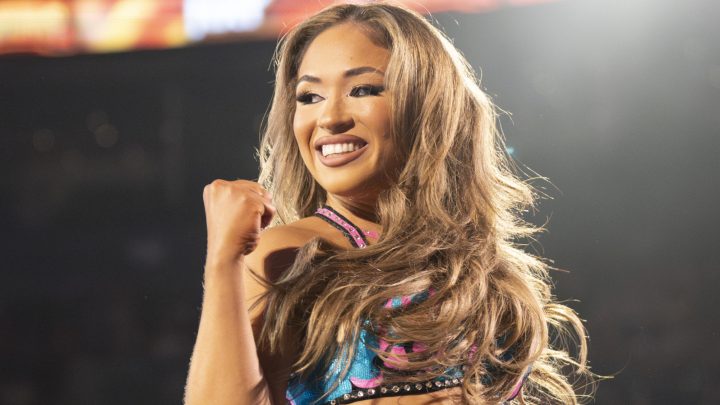 WWE NXT STAR LOLA VICE set para AAA Mixto de la etiqueta mixta Match