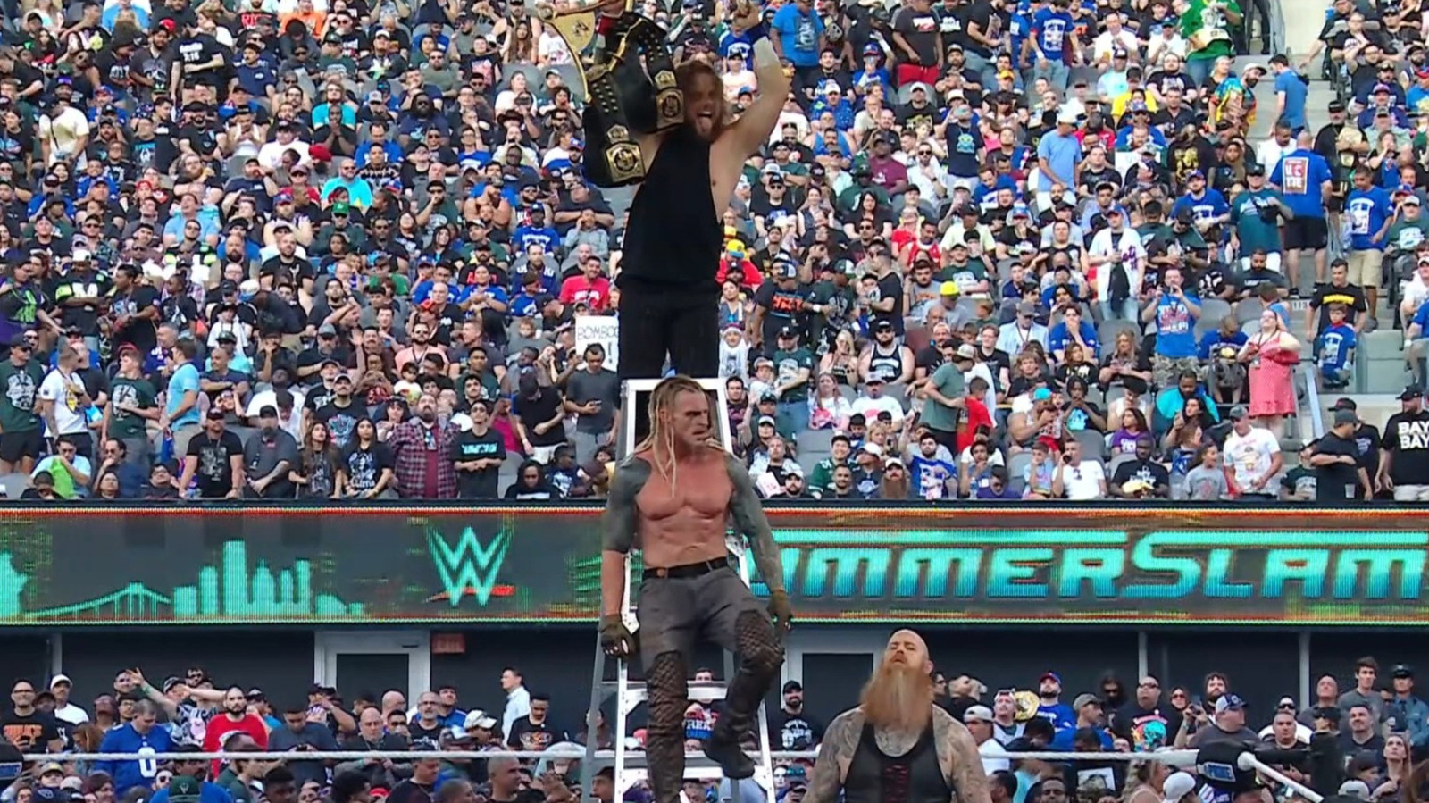 Wyatt Sicks Tire Down WWE Tag Títulos en el partido TLC lleno de gente en SummerSlam 2025 Noche 2