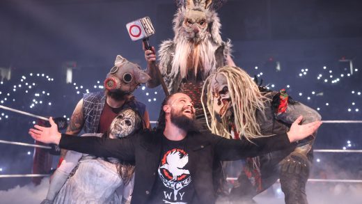 Wyatt Sicks usa sus números para retener los títulos de etiquetas en WWE Clash en París