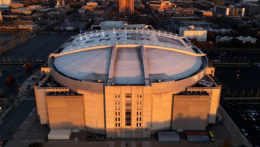 'Tiene que pagar': los propietarios de UFC detallan cómo las tarifas del sitio deciden qué eventos de marquesina de las ciudades y estados