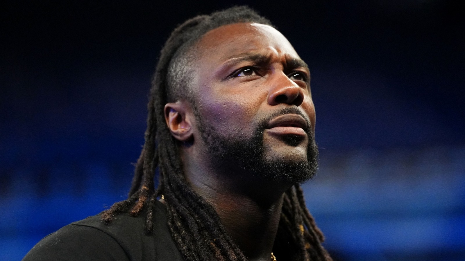 AEW's Swerve Strickland publica video de rehabilitación después de la cirugía de menisco