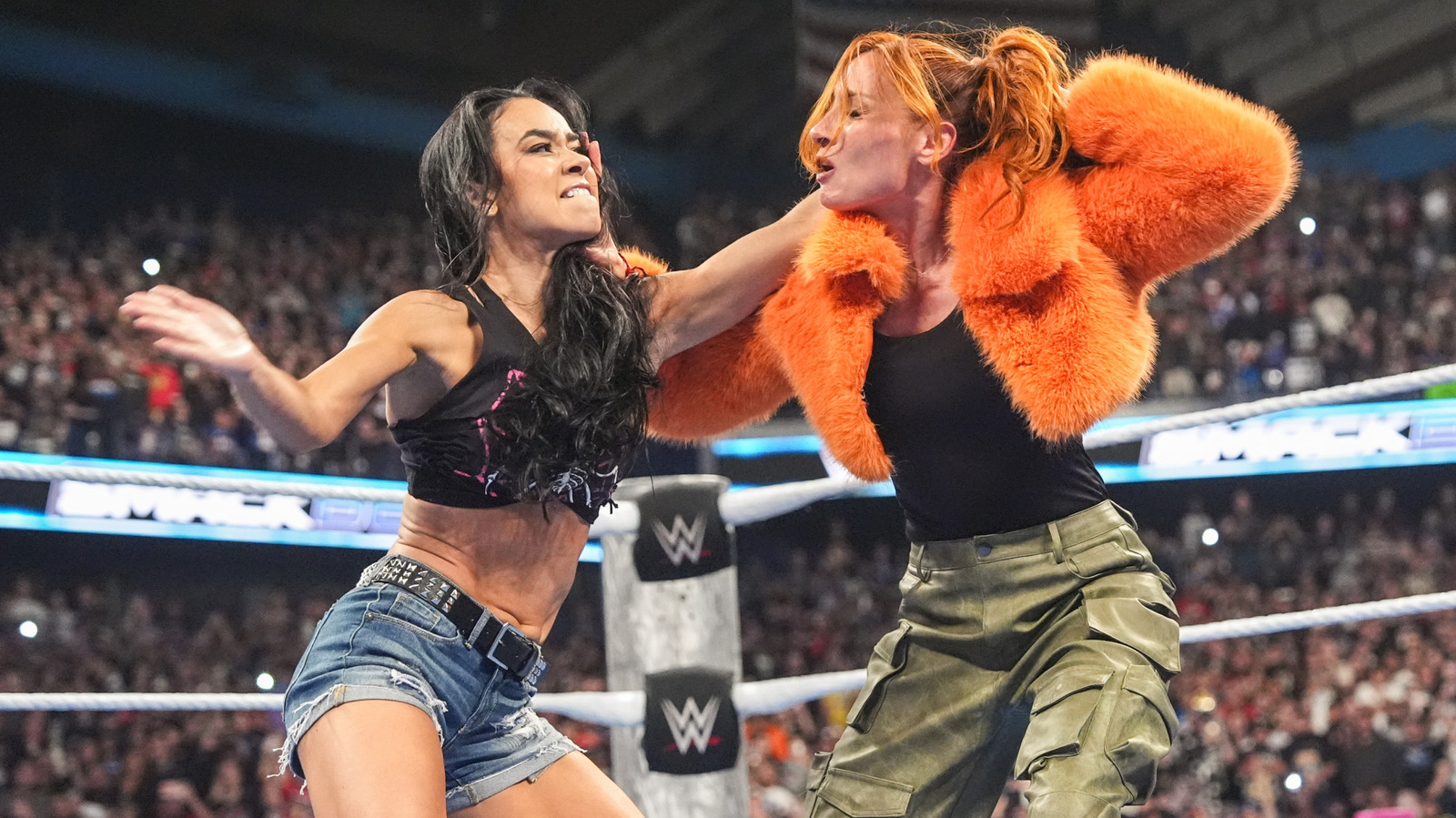 AJ Lee rompe el silencio al regreso de la WWE antes del Raw de Monday's Raw