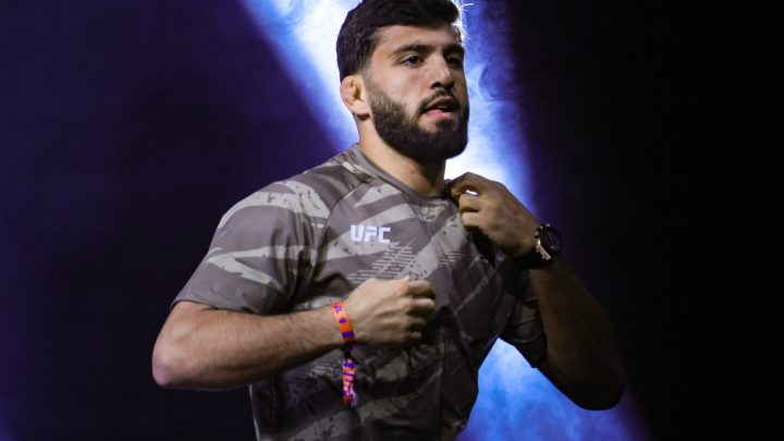 Arman Tsarukyan reservado en Grappling Match contra el ex campeón de UFC