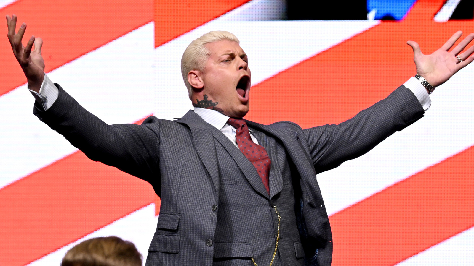 Cody Rhodes dice que esta estrella es el futuro de la WWE, pero "es su año de novato"