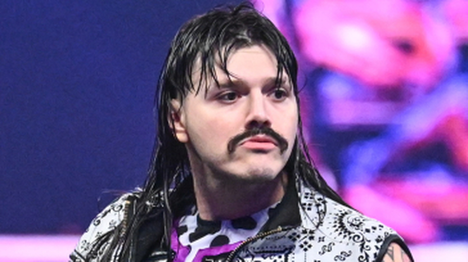 Dave Meltzer predice el ganador de Dominik Mysterio vs. Vikekingo en AAA Worlds chocan