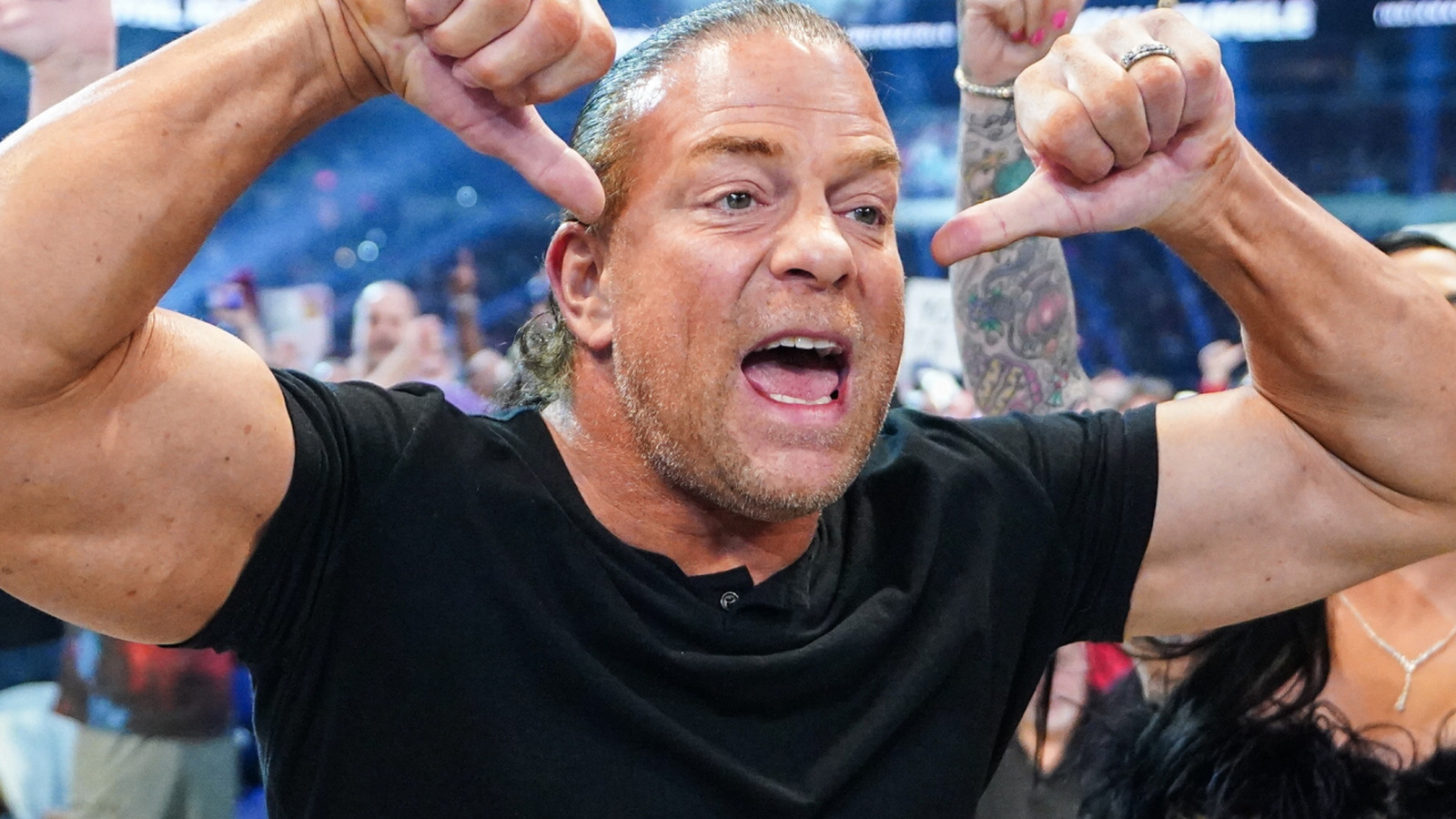 Detalles de RVD Inducción del Salón de la Fama de la WWE Sin fanáticos, la compañera estrella fue "de corazón roto"