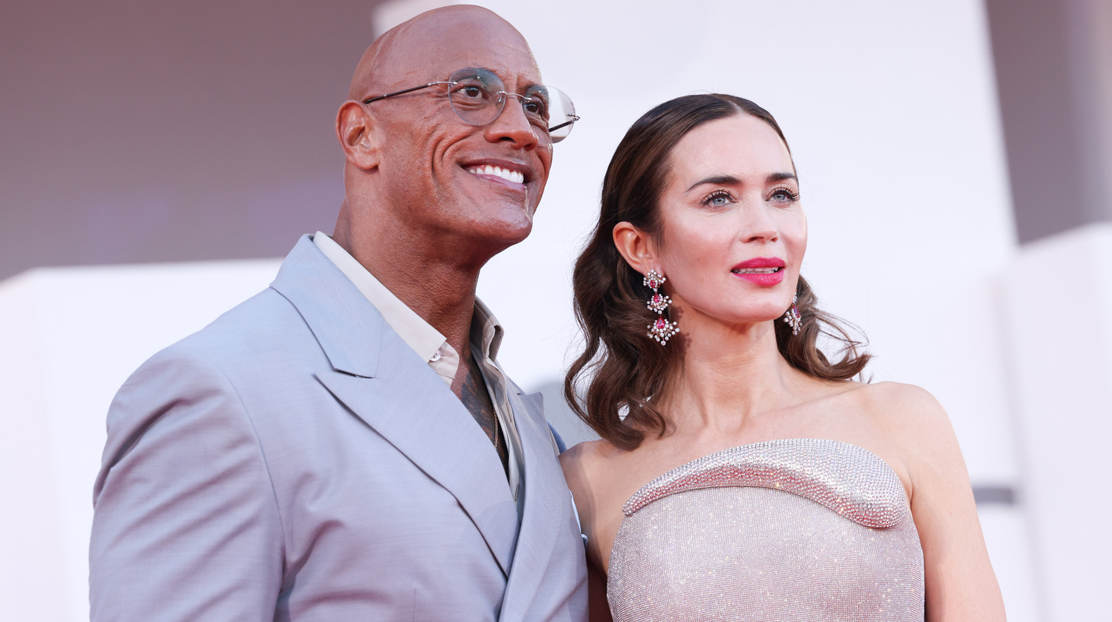 Dwayne Johnson arroja lágrimas sobre 'máquina de aplastamiento' de pie o ovación