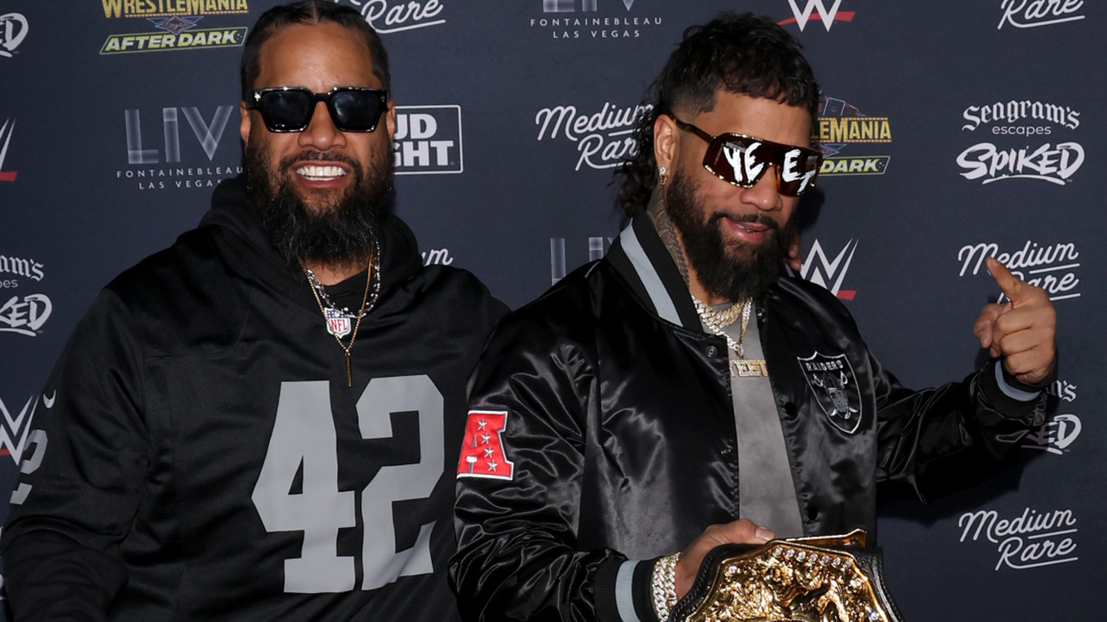 Jimmy Uso de WWE analiza las perspectivas 'rocosas' de reunirse con su hermano