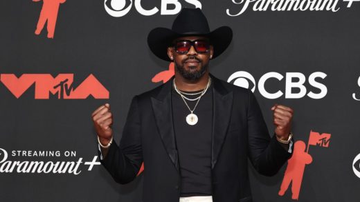 Jon Jones afirma 'No estoy jubilado', todavía entrenando para la Casa Blanca de UFC