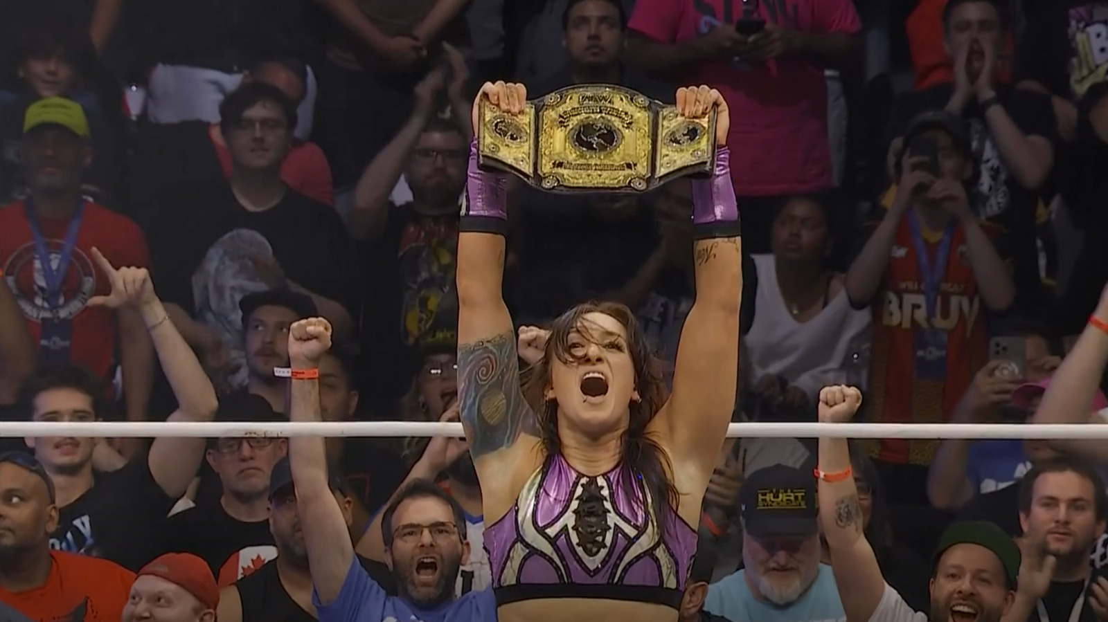 Kris Statlander Pins Toni Storm, gana el título mundial de las mujeres en todo el estado de 2025