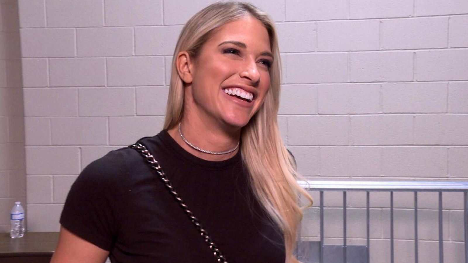 La ex estrella de la WWE, Kelly Kelly, da una explicación alternativa para no asistir a Evolution 2025