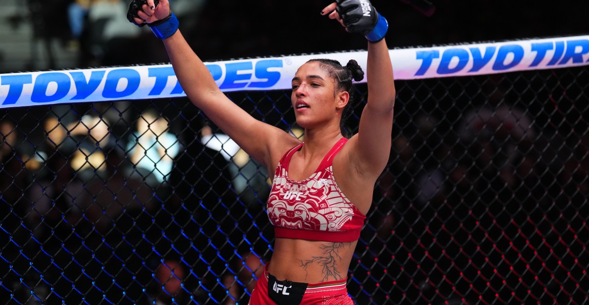 La gerente compara Alice Pereira con Giannis Antetokounmpo después de la pérdida de debut de UFC