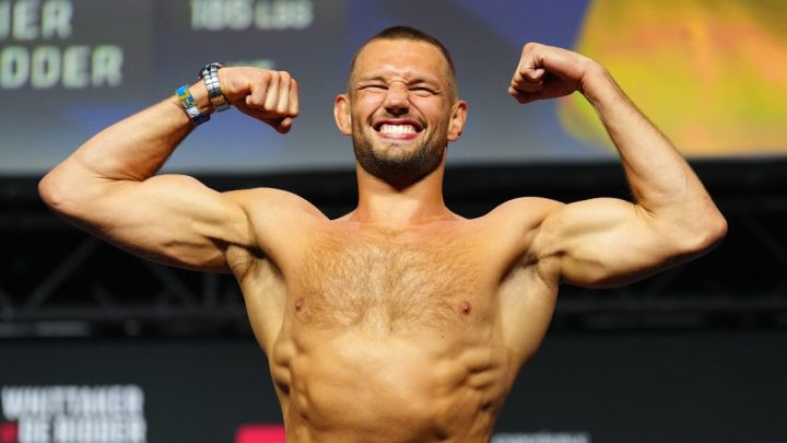 Lesión rasa a Anthony Hernández del evento principal de UFC Vancouver con Reinier de Ridder
