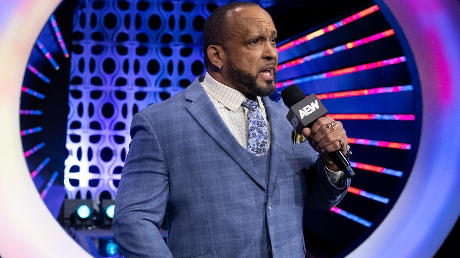 MVP revela AEW Star que fue planeado para el sindicato de dolor: 'Tarjeta sujeta al cambio'