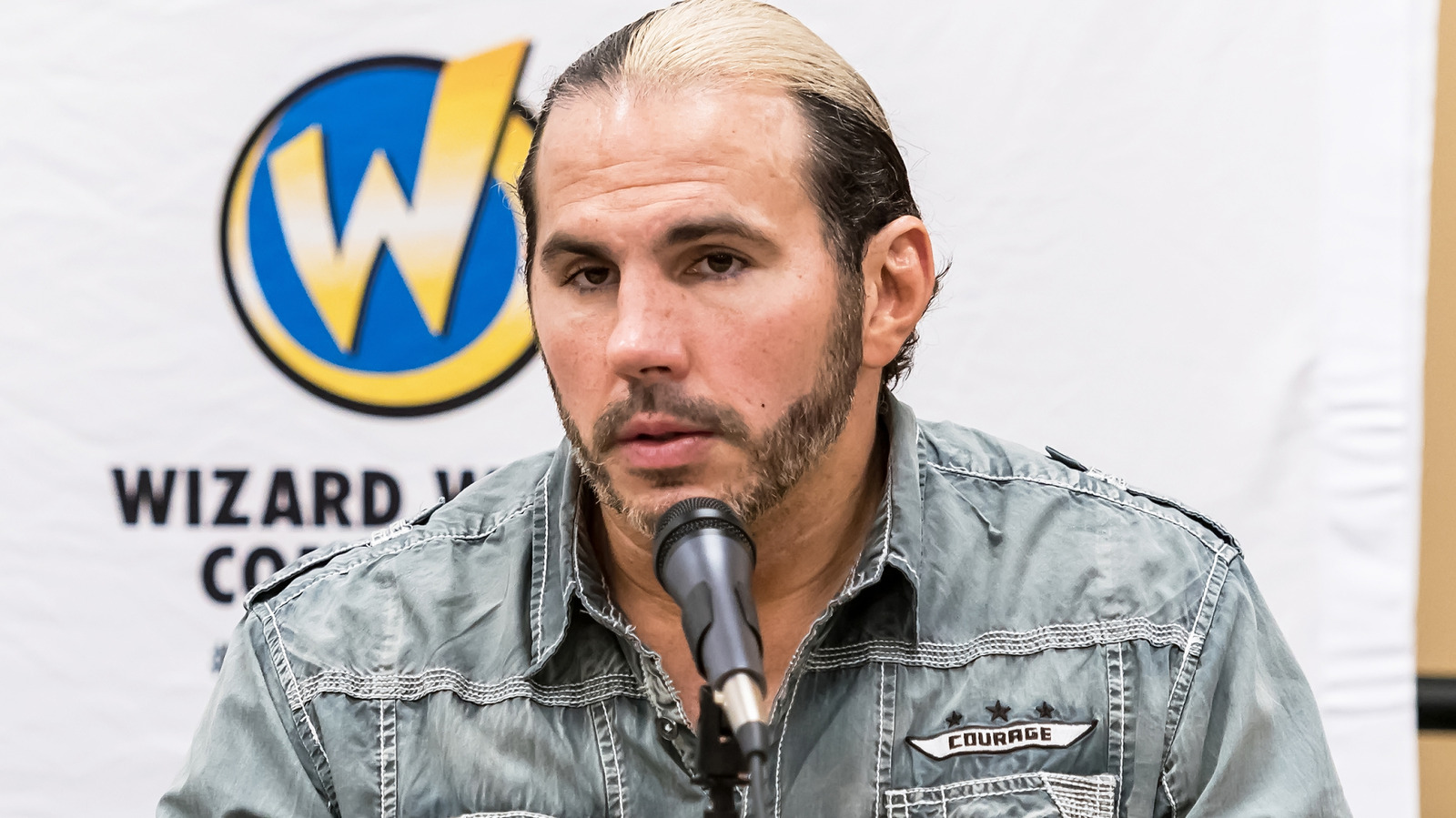 Matt Hardy llama a esta estrella aw 'el favorito de todos un ** agujero'