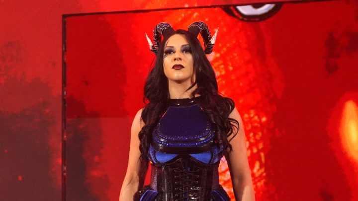 Mia Raw Star Stephanie Vaquer invade WWE NXT con las mujeres principales