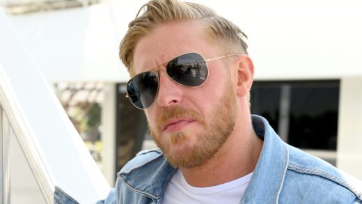 Orange Cassidy vuelve a AEW, Desfaciona la pintura