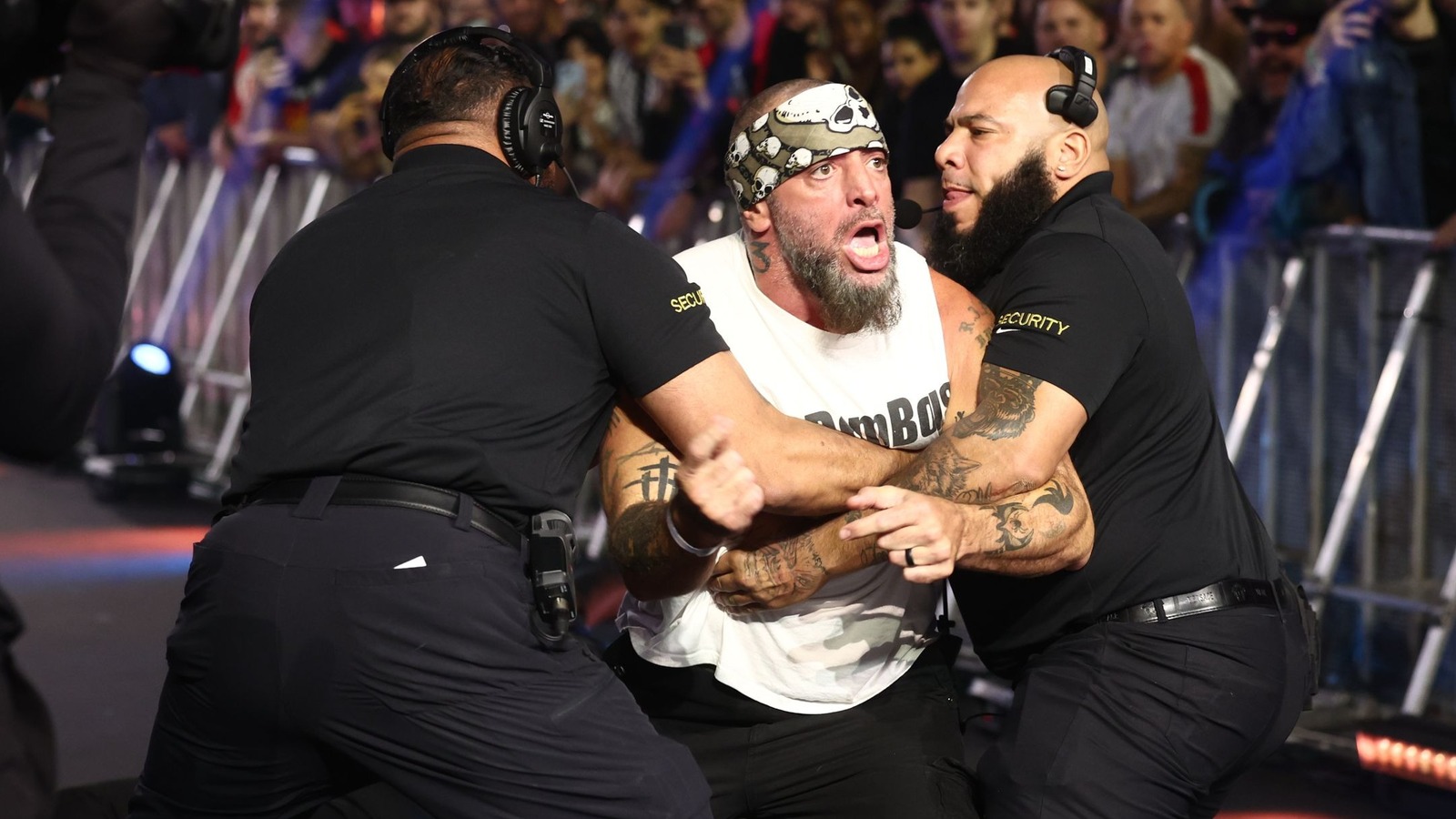 Otro partido más agregado a AEW todo después de que MJF ataca a Mark Briscoe en colisión