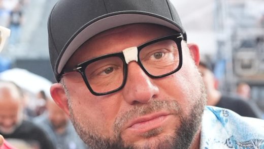 Por qué el matón Ray dice que la estrella de WWE Smackdown Giulia está en 'territorio interesante'