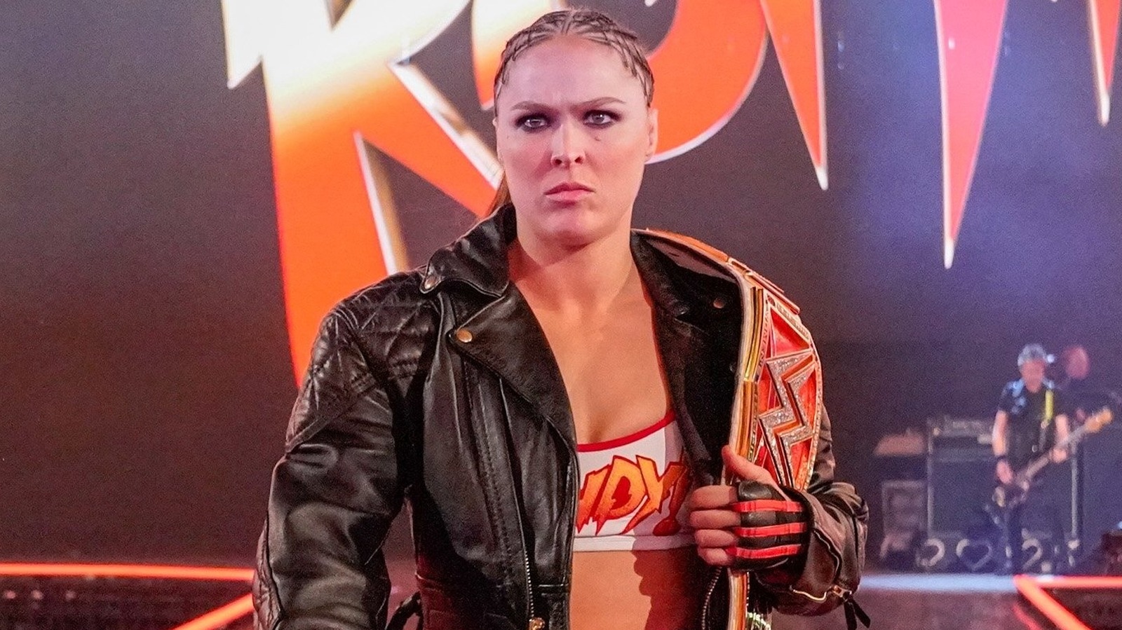 Ronda Rousey confirma que la notoria 'la lucha es la promoción de la WWE de la WWE fue escrita