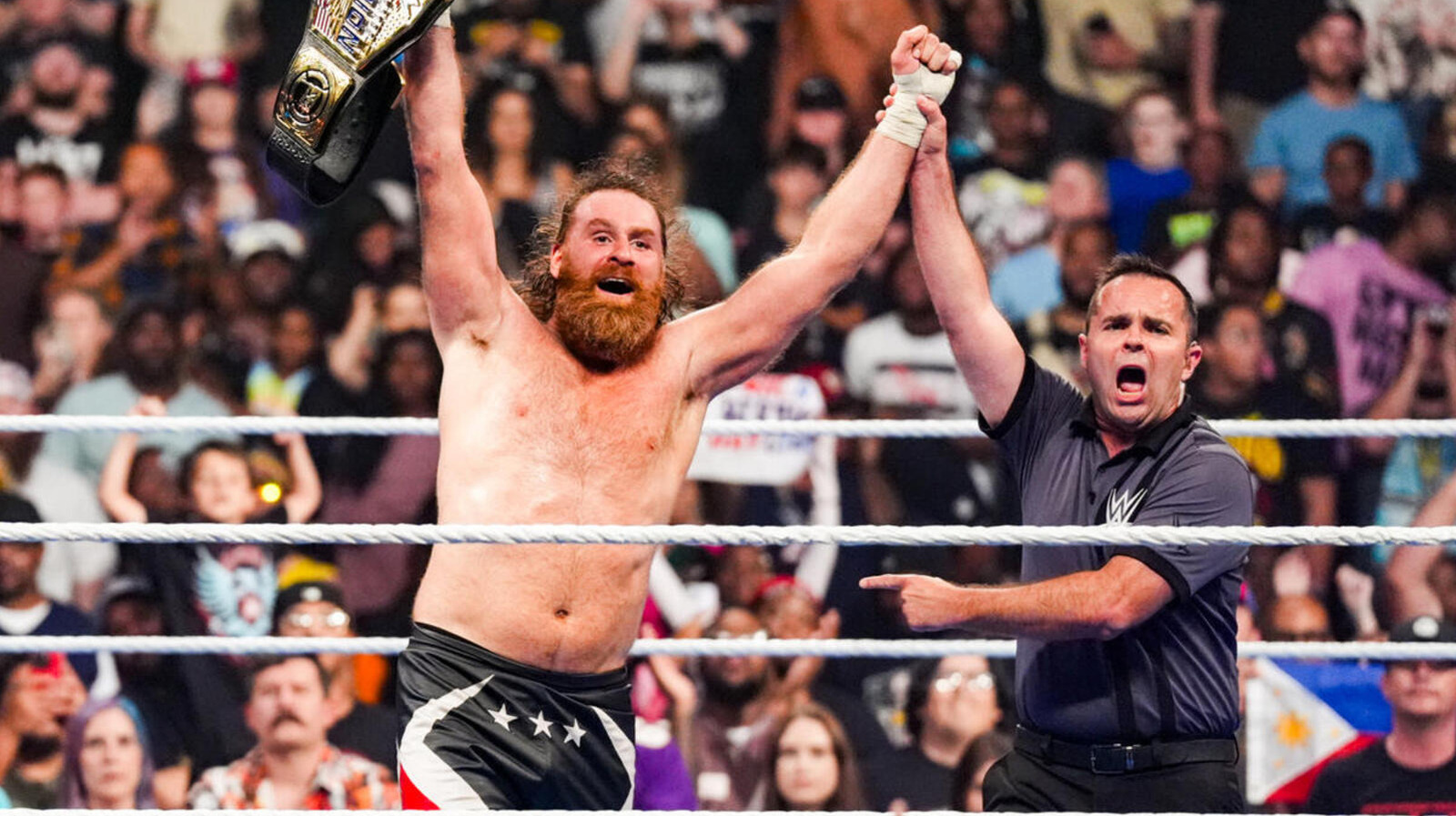 Sami Zayn Pins Carmelo Hayes, gana el cuarto partido por el título de la WWE en 4 semanas en Smackdown