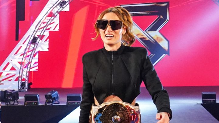Según los informes, la promoción de Becky Lynch se establece para el segmento de eventos principales en WWE Smackdown de esta noche