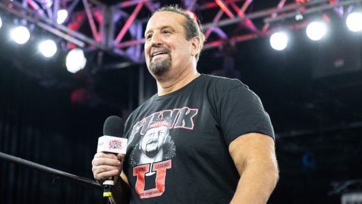 Tommy Dreamer se sorprende que WWE no le dio a esta estrella un 'golpe de nocaut' en Raw