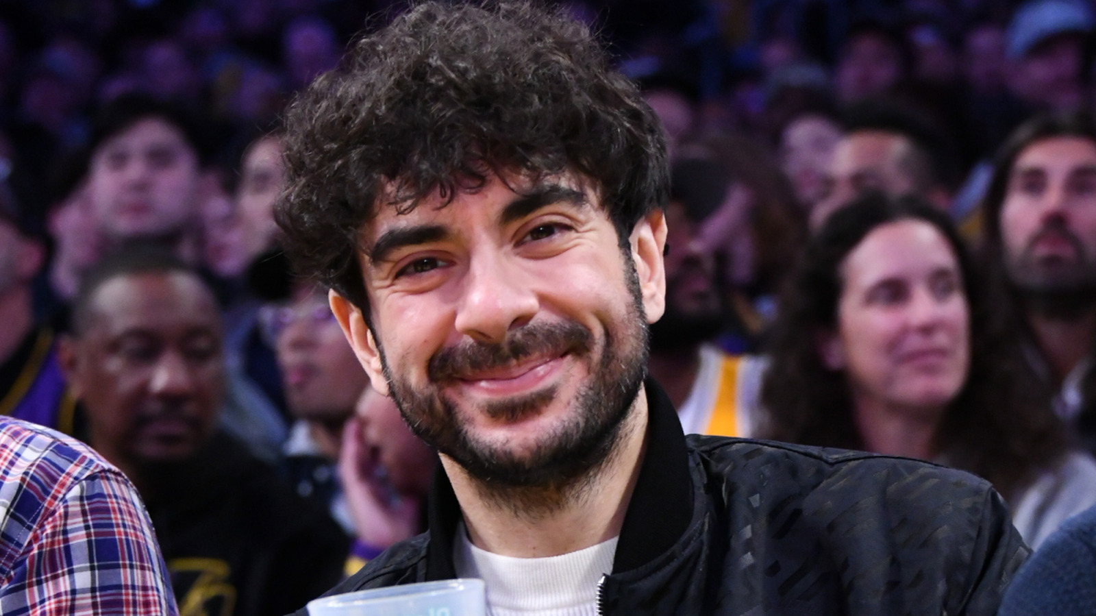 Tony Khan sugiere que los eventos de AEW PPV podrían pasar permanentemente a la hora de inicio anterior